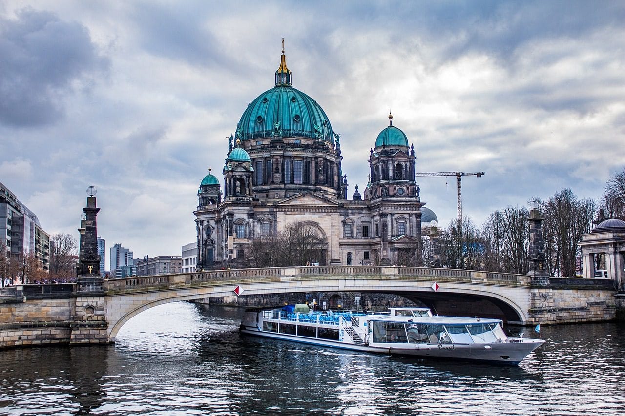 What Are the Best Things to Do in Berlin? berlin 3051937 1280