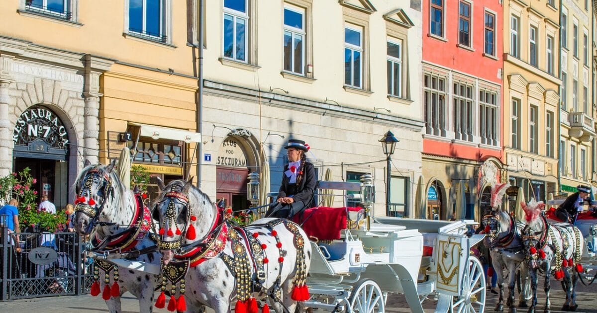 krakow 1665094 1280