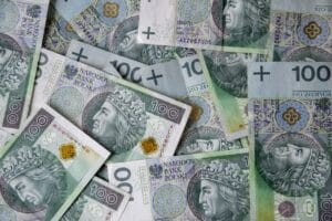 How to Make Money Online krolestwo nauki euro banknotes 5473286 1280