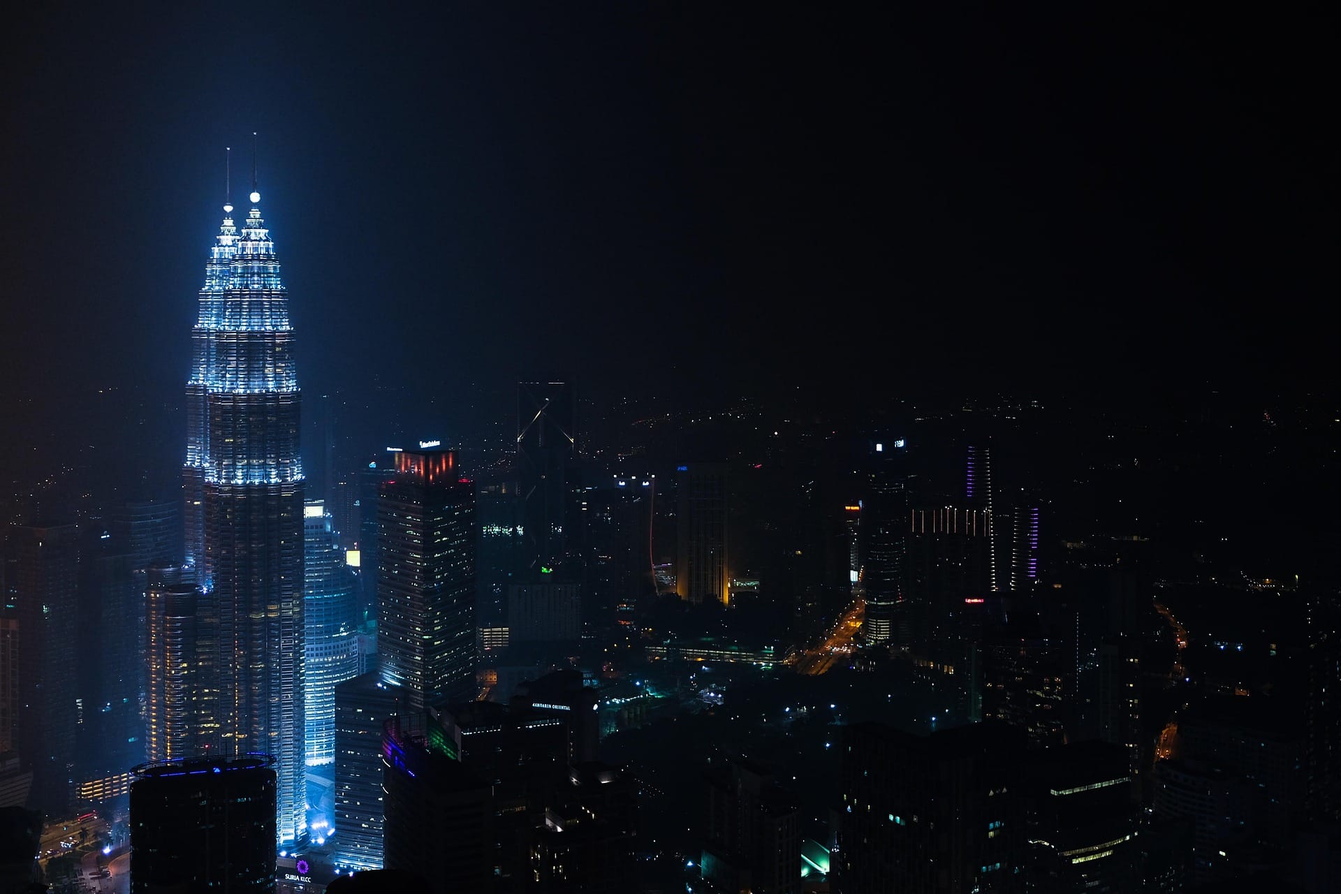 What Are the Best Things to Do in Kuala Lumpur? pexels buildings 1840440 1920
