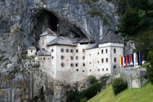 Slovenia ivabalk predjama 2571909 1920