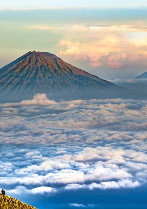 kanenori volcano 3779159 1920