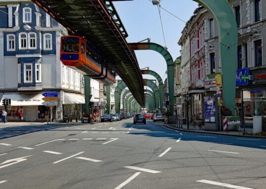 stephaniealbert wuppertal 3568931 1920