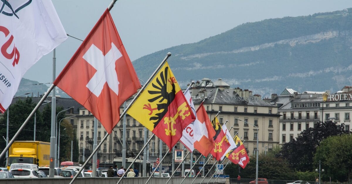 495756 flags 947306 1920